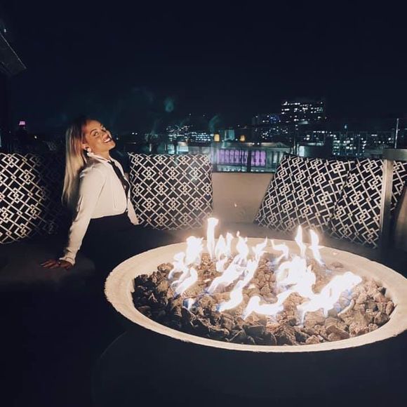 Profile Picture of Danielle Foster (@daniellefstr) on Poshmark