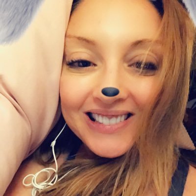 Profile Picture of Molly McAndrew (@@MollyMcAndrew) on Twitter
