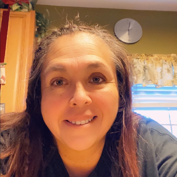 Profile Picture of Debbie Bennett (@debbiebennet705) on Poshmark