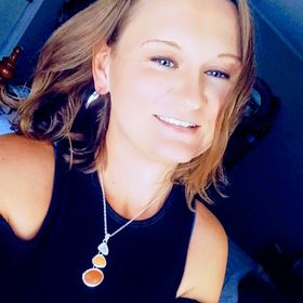 Profile Picture of Candice Thompson (@candicet86) on Pinterest