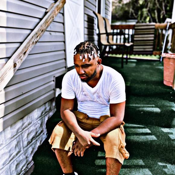 Profile Picture of Jerel Smith (@jezzyking21) on Poshmark