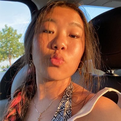 Profile Picture of Jenna 🦥 (@jennamichalskii) on Twitter