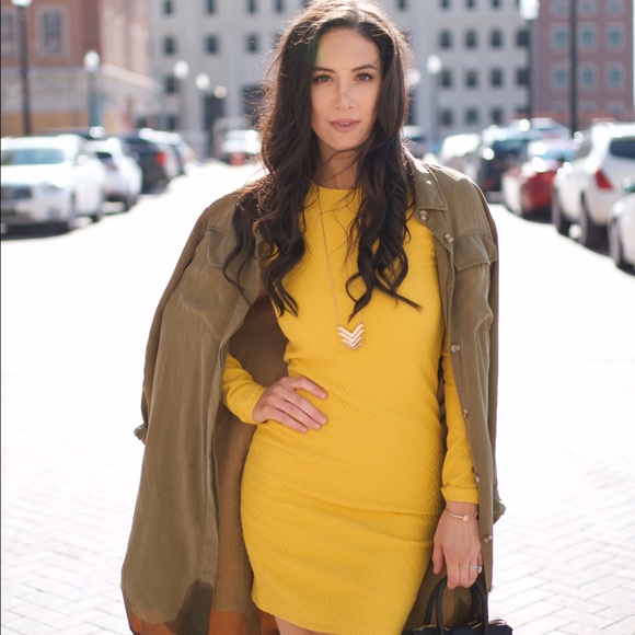 Profile Picture of Ali Dziurzynski (@aliclair) on Poshmark