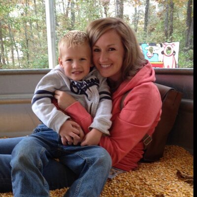 Profile Picture of Ashley Glover (@ashglover82) on Twitter