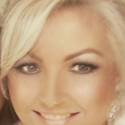 Profile Picture of Elaine Jones (@Elainexuk) on Twitter