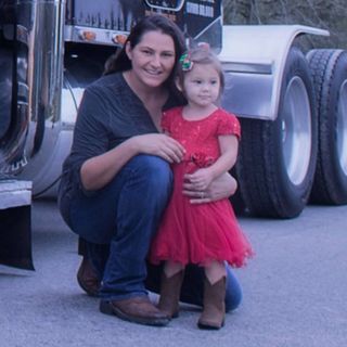 Profile Picture of Christina BradleyMcAnally (@fordchic01) on Facebook