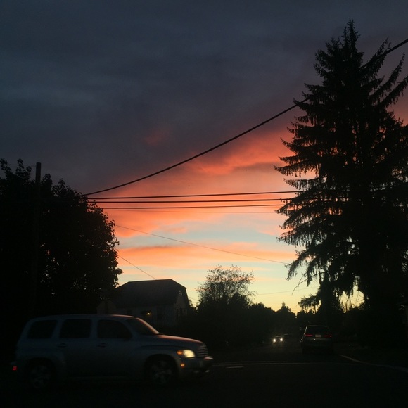 Profile Picture of Victoria Smart (@vsmart527) on Poshmark