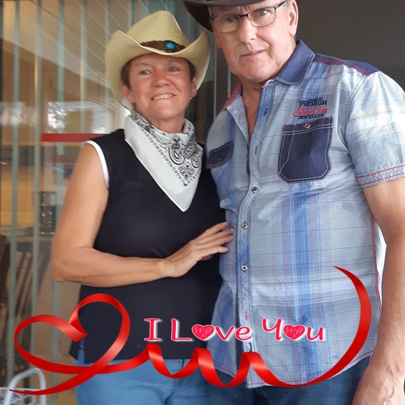 Profile Picture of Jeanne aimee Savard (@jeanneaimee) on Poshmark