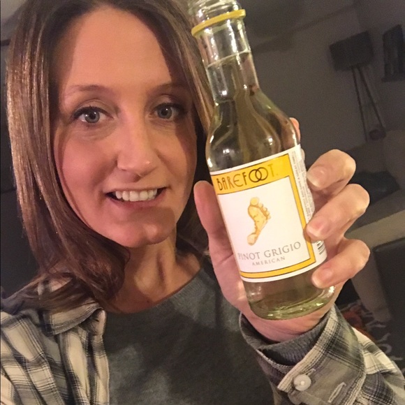 Profile Picture of Heather Roberts (@heather1244) on Poshmark