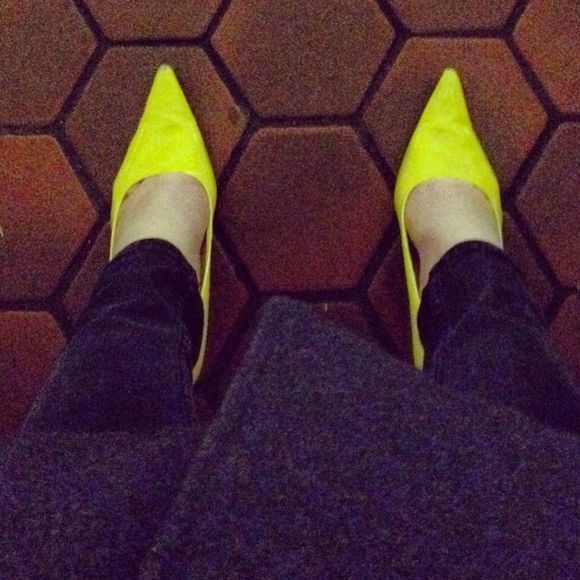 Profile Picture of Christina Marion (@cmarion122) on Poshmark