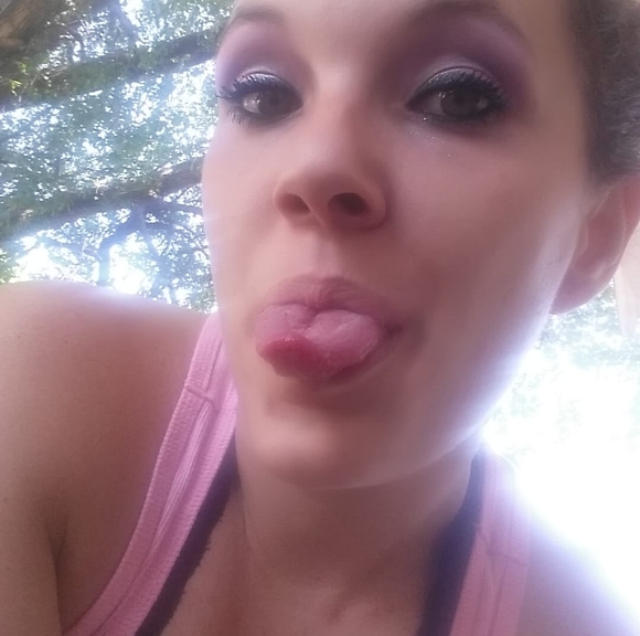 Profile Picture of Renaye Hathcoat (@maryrenaye) on Poshmark