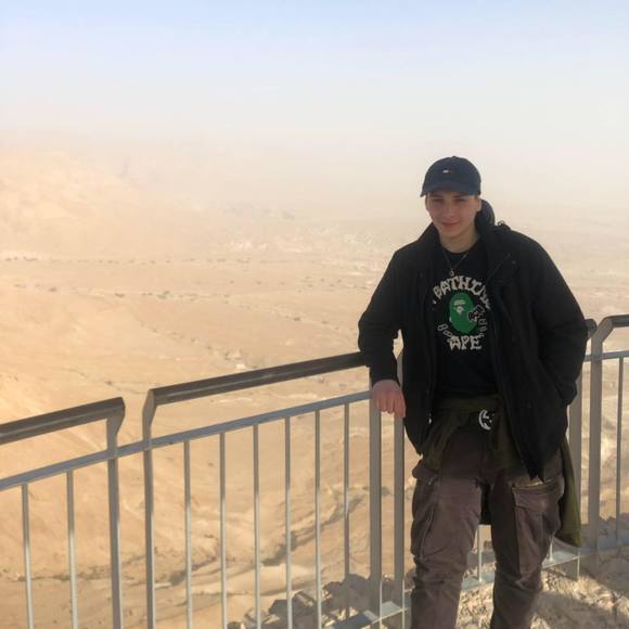 Profile Picture of Anthony Konstontin (@astaranthony) on Poshmark