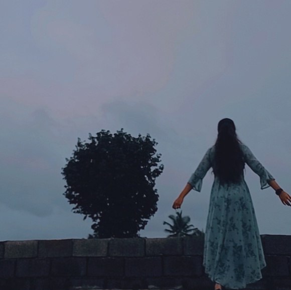 Bilkees 2246 - Poshmark Profile Picture of Bilkees 2246 (@bilkees2246) on Poshmark