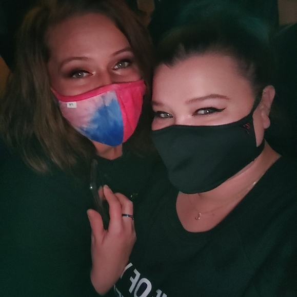 Profile Picture of Brianna Coldiron (@missbreerose) on Poshmark