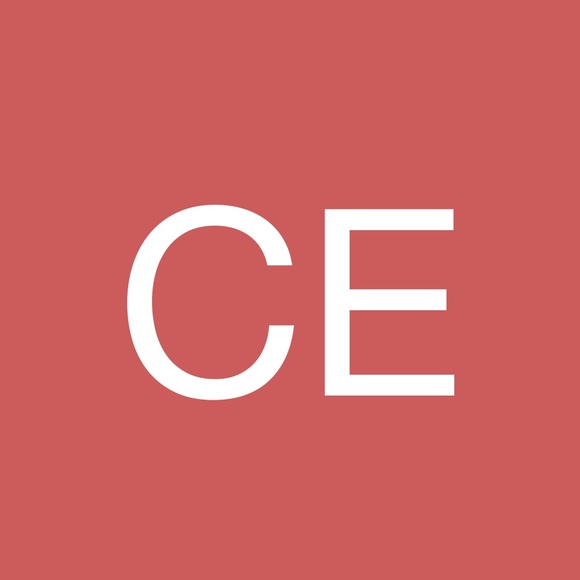 Profile Picture of Colleen Elert (@elertco) on Poshmark