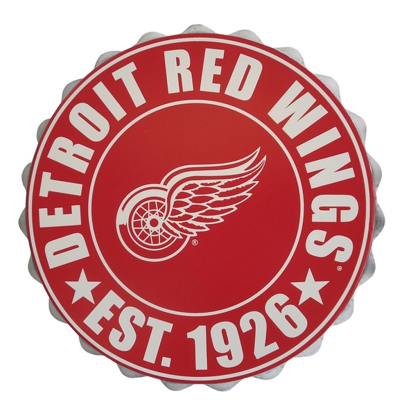 Profile Picture of Tyler Teneyck (@tyler970) on Poshmark