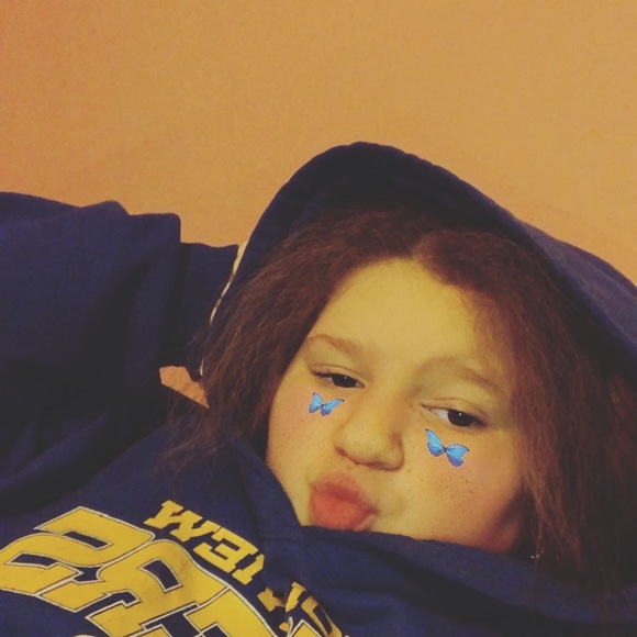 Profile Picture of Kennedy Halsell (@kennedyh08515) on Poshmark