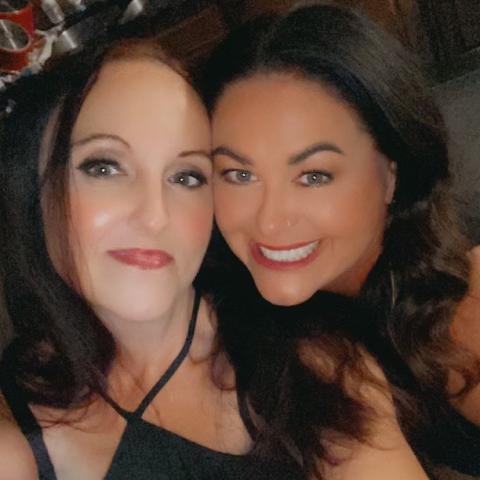 Profile Picture of Randi Allen (@randiguinn) on Tiktok