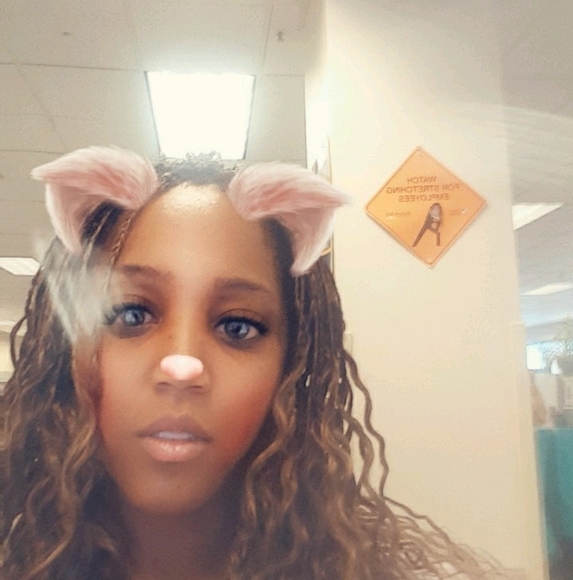 Profile Picture of Tiffani Holland (@diamondgurl691) on Poshmark