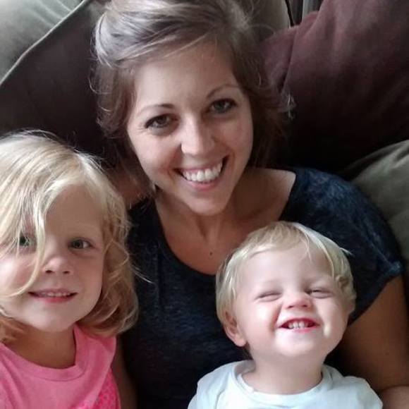 Profile Picture of Candace Buskohl (@clbusk) on Poshmark