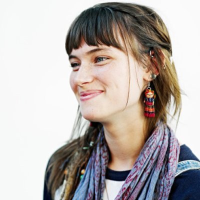 Profile Picture of Alma Lua (@AlmaLua1) on Twitter