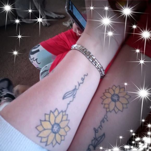 Profile Picture of Ivy Walters-gross (@inyl1972) on Poshmark