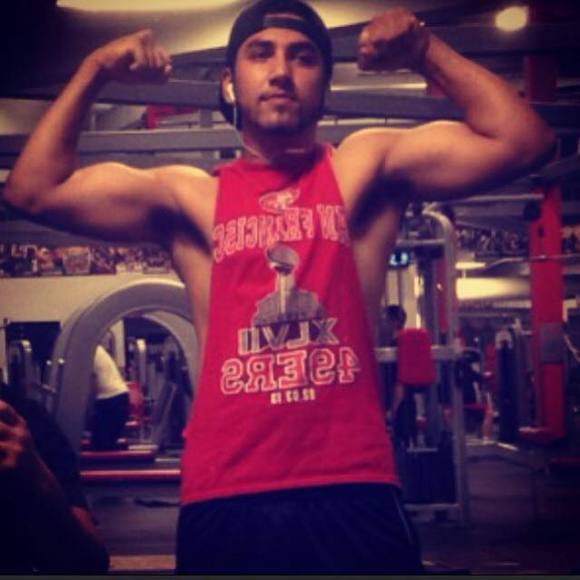 Profile Picture of Ahmed Mahmoud (@ahmed_ak12) on Poshmark