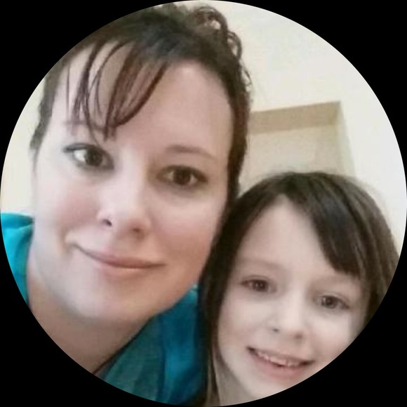 Profile Picture of Lydia Weyhrich (@lkaseburg) on Poshmark