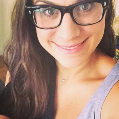 Profile Picture of Lauren Stangel (@laurenhstangel) on Twitter