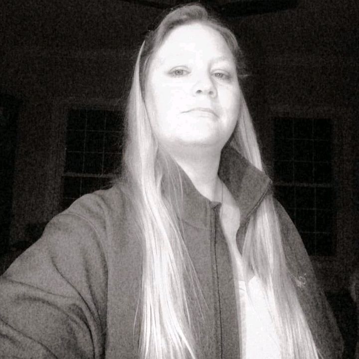 Profile Picture of mpullin72 (@mandypullin) on Tiktok