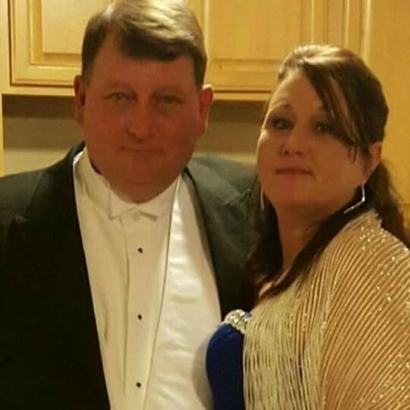 Profile Picture of Christopher Coxwell (@coxwell49) on Poshmark