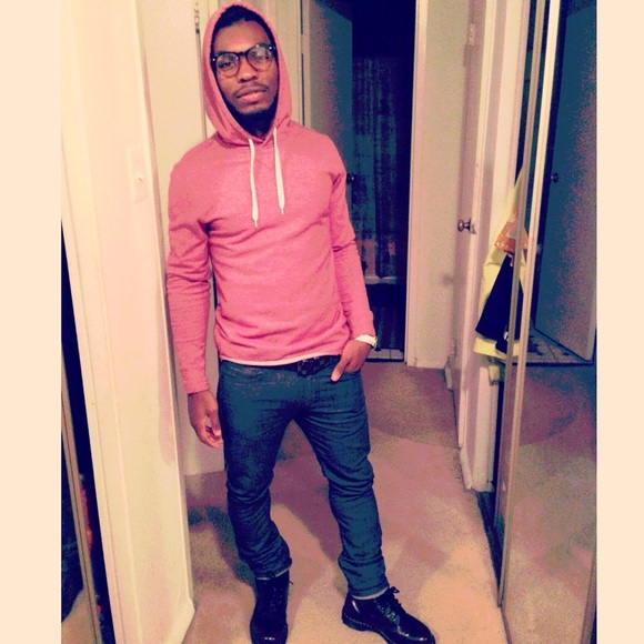 Profile Picture of Anthony Ugorji (@antugorji) on Poshmark