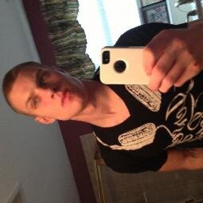 Profile Picture of Matt Petric (@matty_fuxkin_p) on Twitter