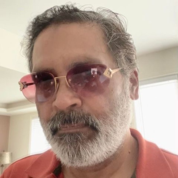 Profile Picture of Raziuddin Syed (@raziuddin99) on Poshmark