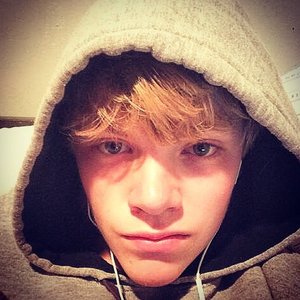 Profile Picture of Grayson (@vougag) on Myspace