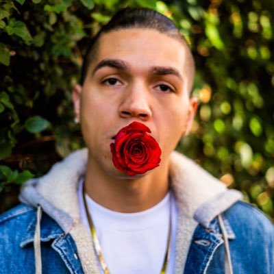 Profile Picture of Mike Rose (@RealizeRose) on Twitter