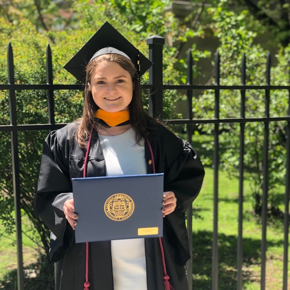 Profile Picture of Alison Hannigan (@alison1hannigan) on Poshmark