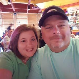 Profile Picture of Shelly N. Hodge (@ShellyNHodge) on Twitter