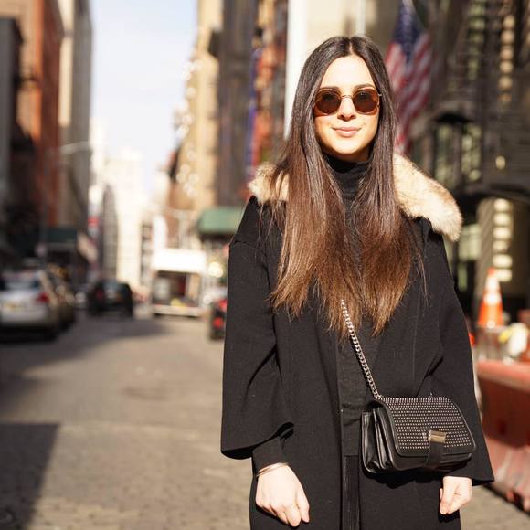 Agathe Rostini - Poshmark Profile Picture of Agathe Rostini (@arostini) on Poshmark