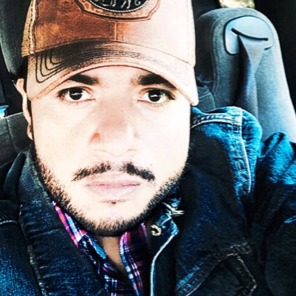 Profile Picture of Alfonso Gomez gonzález (@alfonsogomez617) on Poshmark