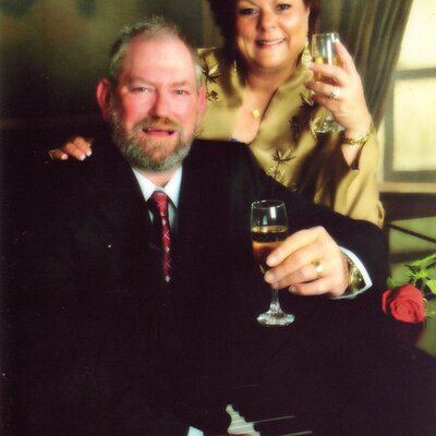 Profile Picture of Barb Huffman-Fleming (@Barbaracalgal) on Twitter