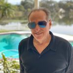 Profile Picture of Michael Chernoff (@mdchernoff) on Facebook