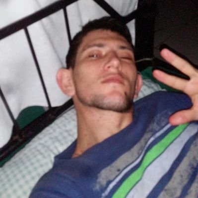 Profile Picture of Leandro Teixeira (@01d38c108f994b5) on Twitter