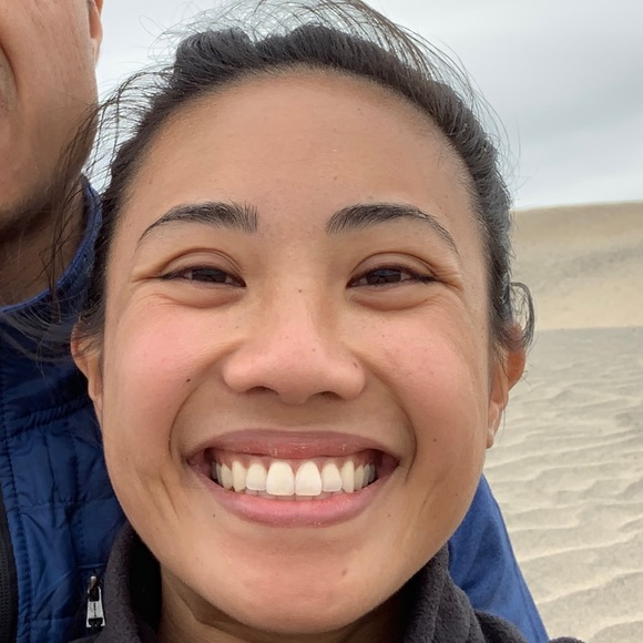 Profile Picture of Jessica Etulle (@jesetu9) on Poshmark