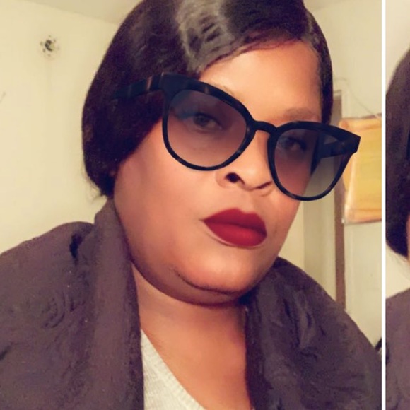 Profile Picture of Carline Osias (@carlineosias) on Poshmark