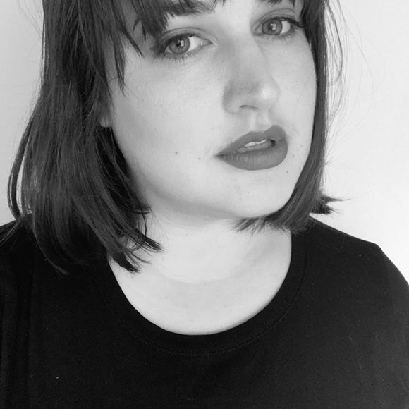 Profile Picture of Emma Canny (@ecanny) on Poshmark