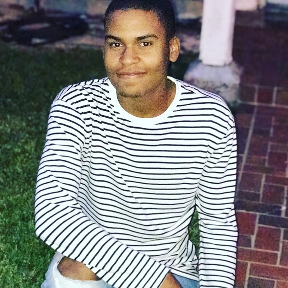 Profile Picture of Julio Martinez (@_alwaysjulio) on Poshmark