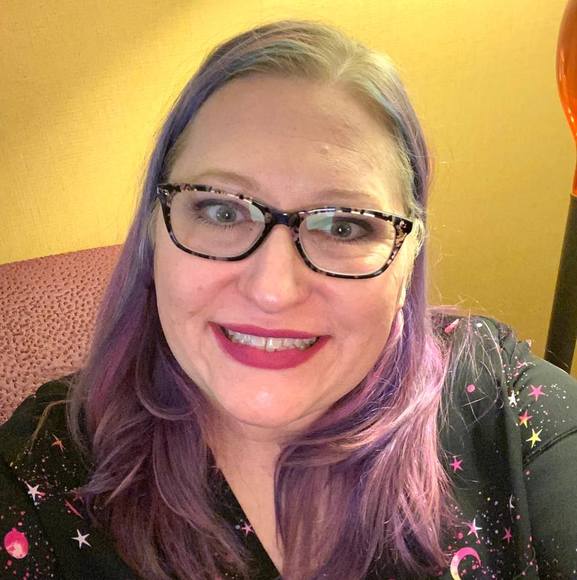 Profile Picture of Dawn Reid (@dreid816) on Poshmark