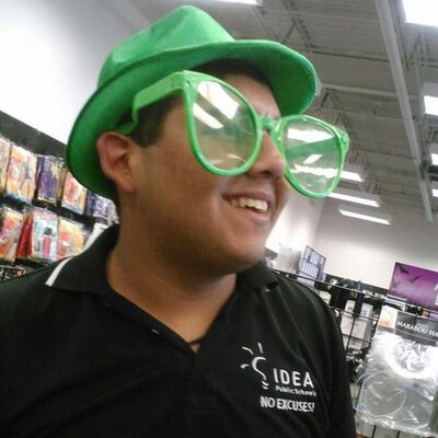 Profile Picture of Ivan (@Ivan_Cantu4) on Twitter