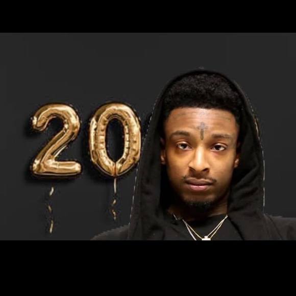 Profile Picture of Carlos Powell (@carlospowell91) on Poshmark